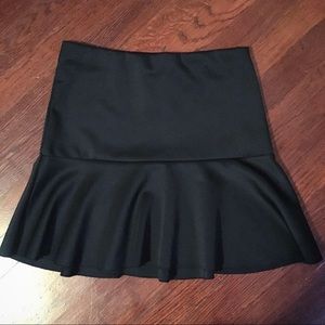 H&M Black Mini Scuba Skirt